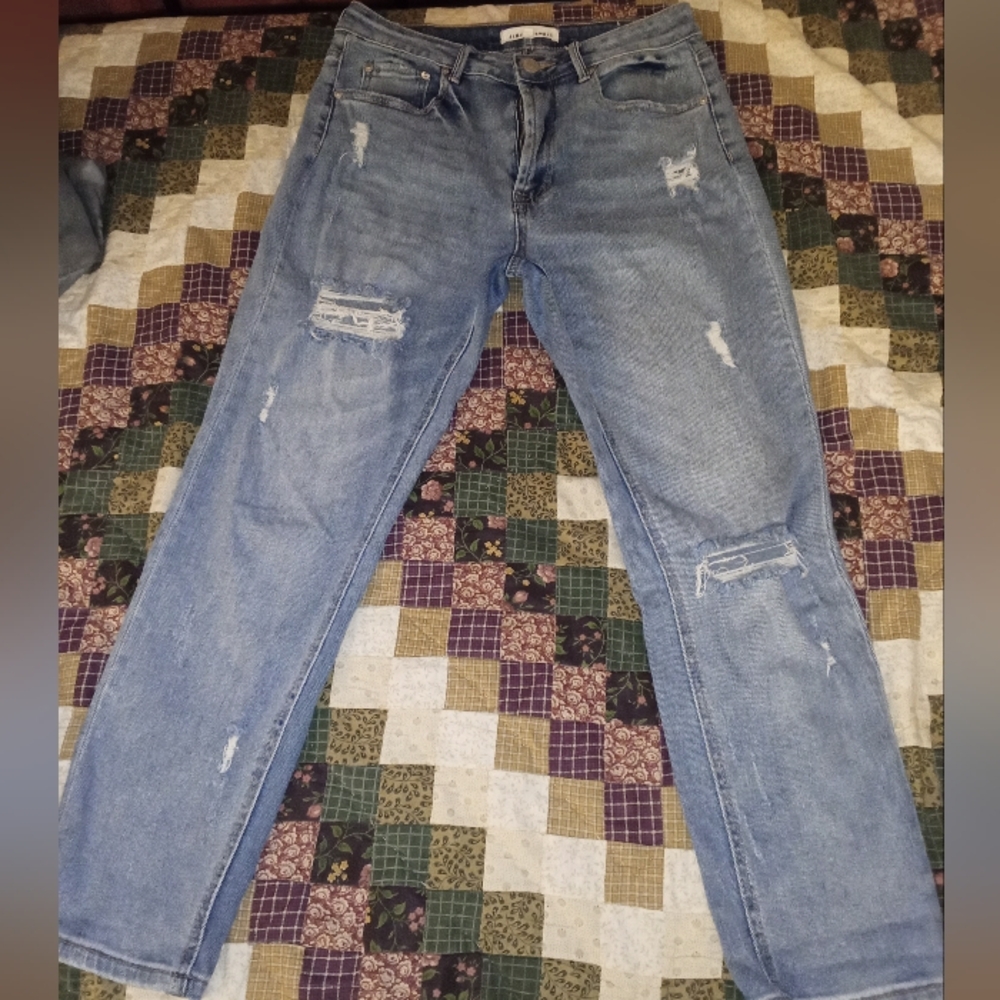 Almost Famous Baggy Torn 90s Style Straight Leg Jeans